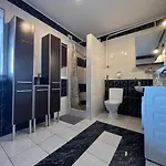 Lägenhet Apartamenty Romano
